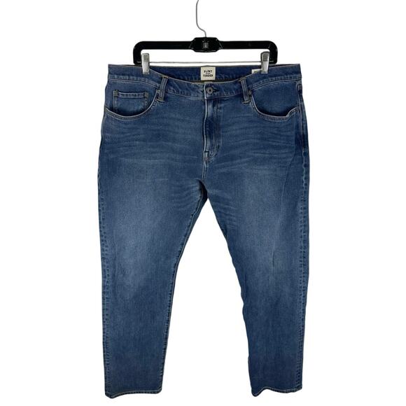 Flint and Tinder Straight Fit Jeans Classic Wash Size 36x34 Huckberry
